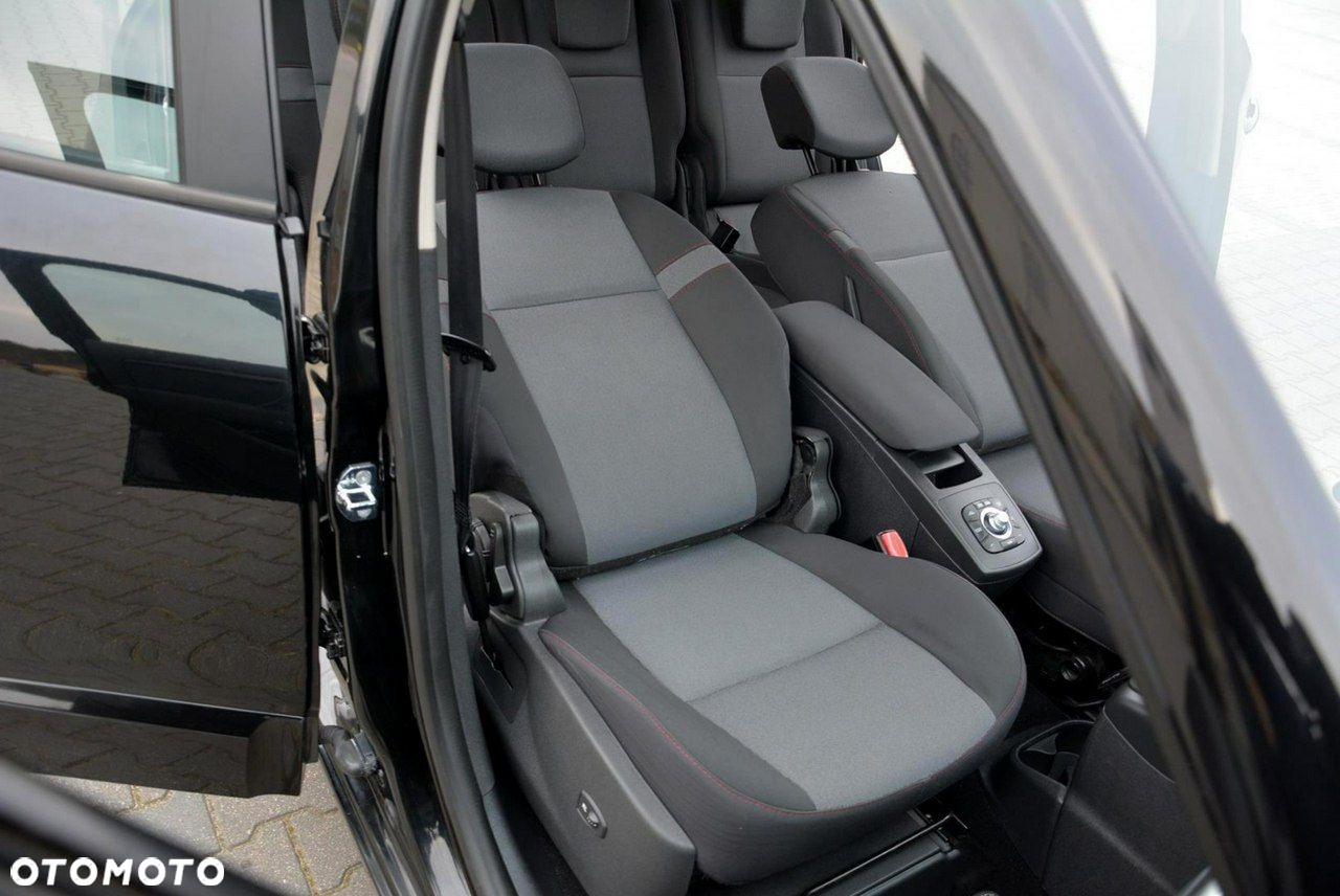 Renault Scenic dCi 110 LIMITED - 19