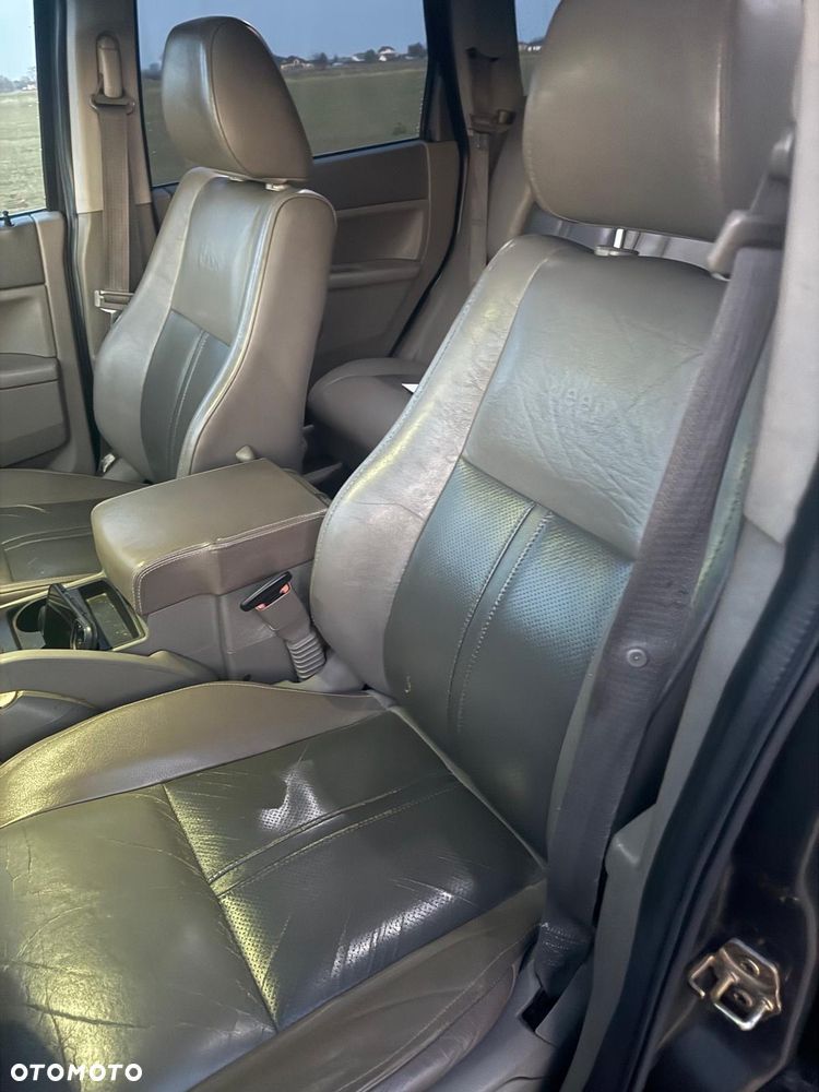Jeep Grand Cherokee - 10