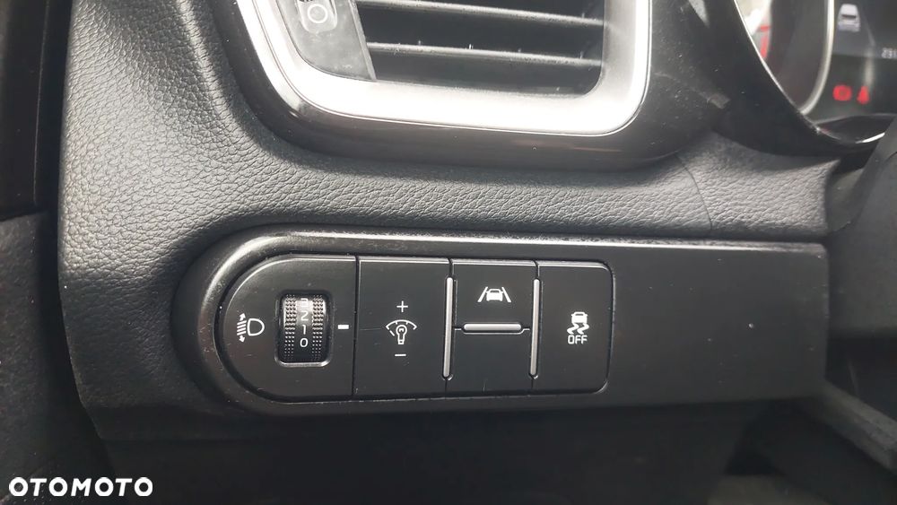 Kia Ceed 1.5 T-GDI GT-Line DCT - 28