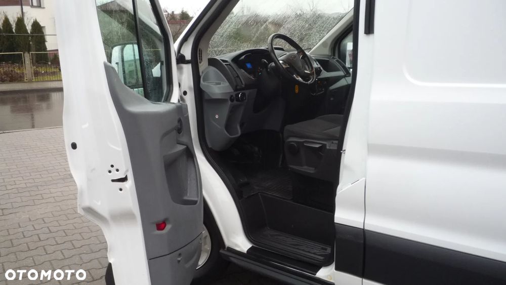 Ford Transit L4 350 MAXI Jumbo 2.0 130KM Mały Przebieg - 9