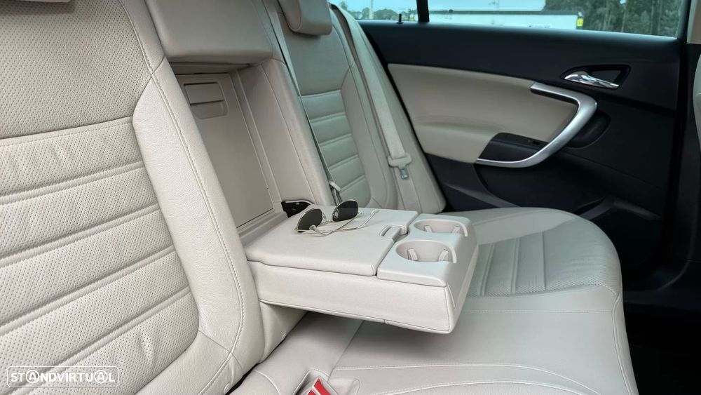 Opel Insignia 2.0 CDTI executive S/S - 60