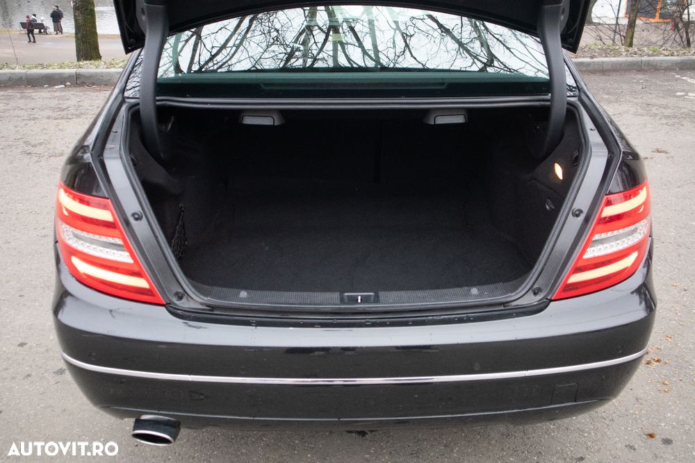 Mercedes-Benz C 200 7G-TRONIC Exclusive - 10
