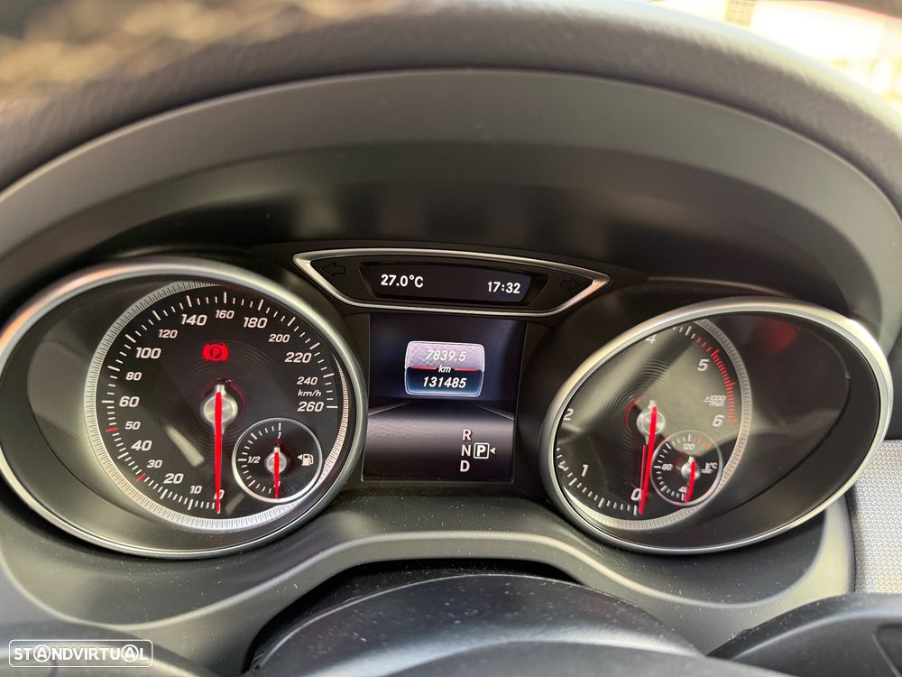 Mercedes-Benz GLA 180 d Urban Aut. - 8
