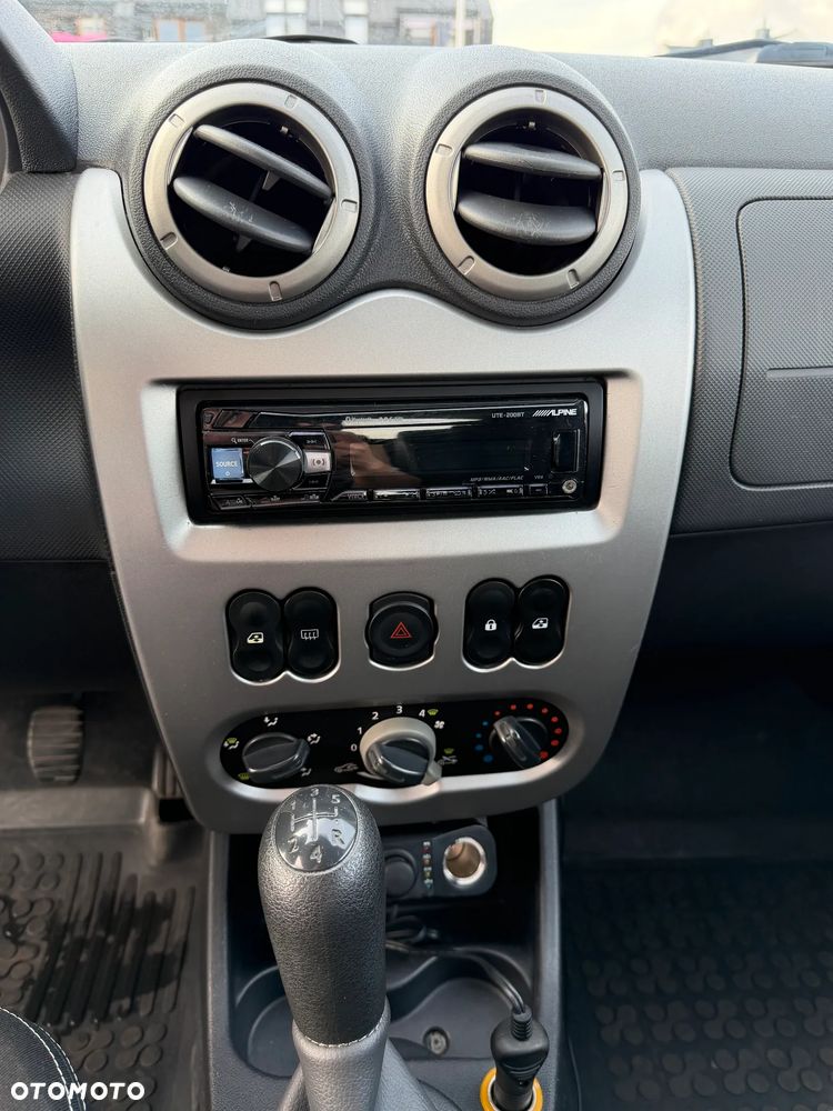 Dacia Sandero - 9