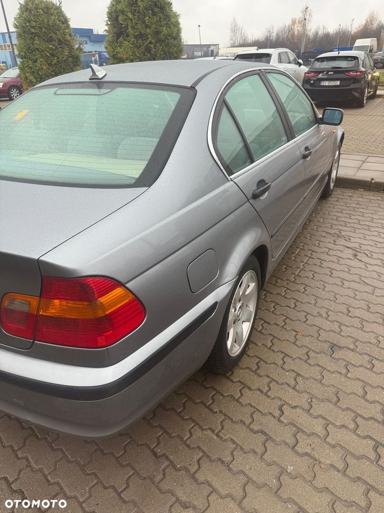 BMW Seria 3 320d - 6