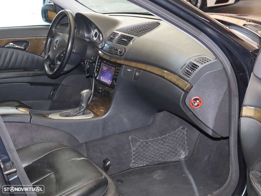 Mercedes-Benz E 220 CDi Avantgarde Aut. - 17