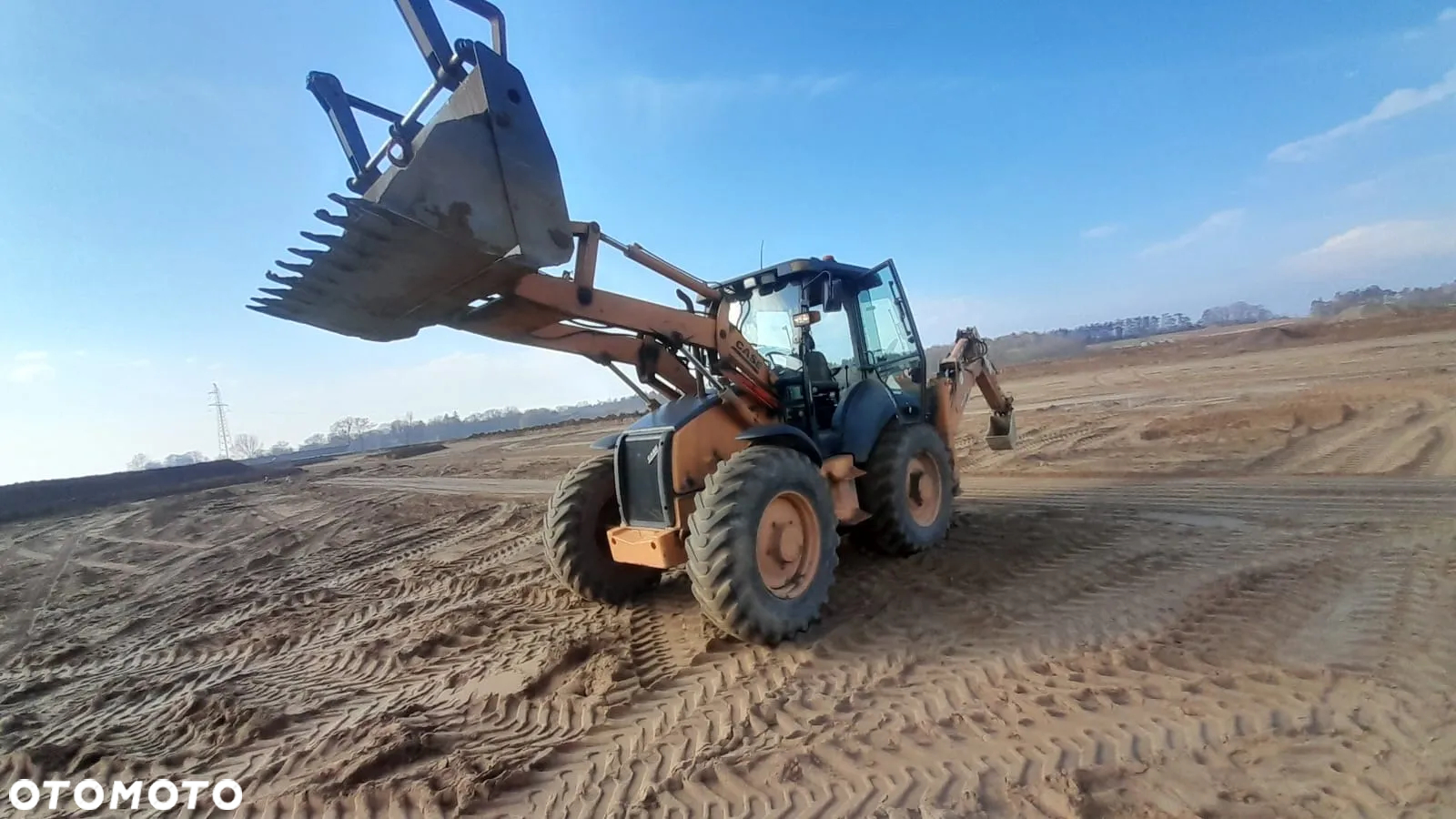 Case 695R - 7