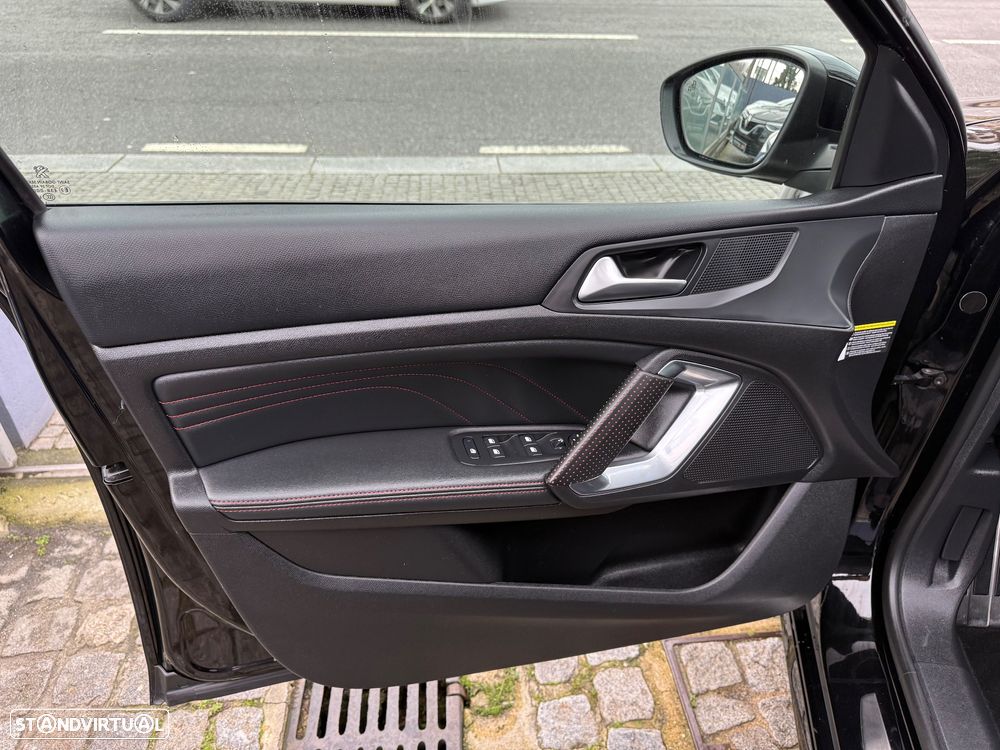 Peugeot 308 SW BlueHDi 130 EAT8 Stop & Start GT - 22