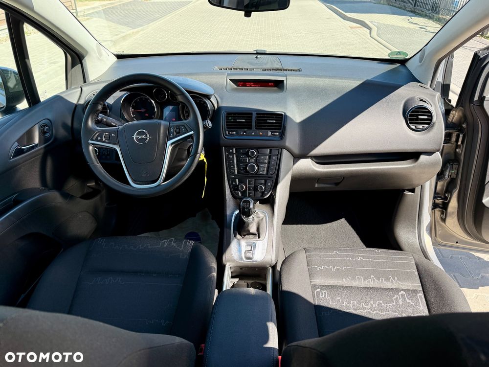 Opel Meriva - 10