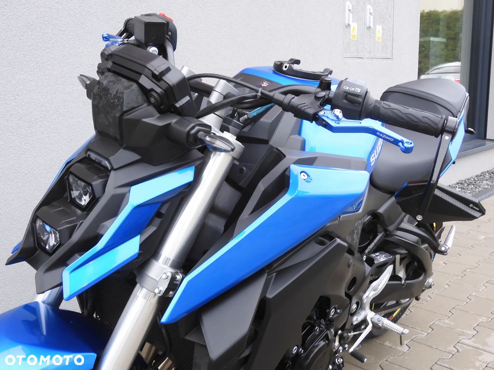 Suzuki GSX - 25