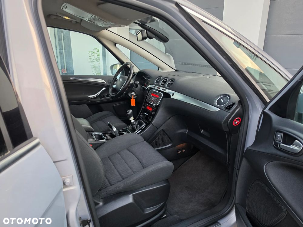 Ford S-Max 2.0 TDCi Titanium - 24
