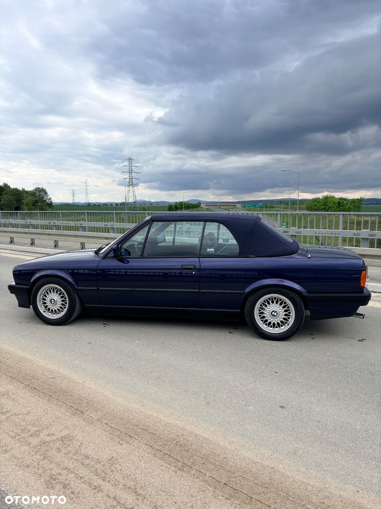 BMW Seria 3 318i - 8