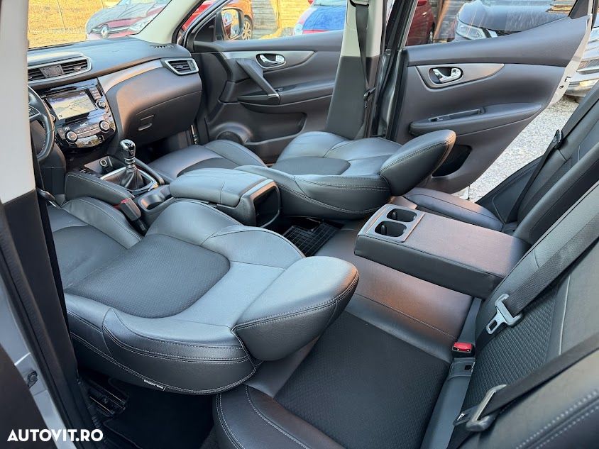 Nissan Qashqai 1.5 DCI TEKNA+ - 31