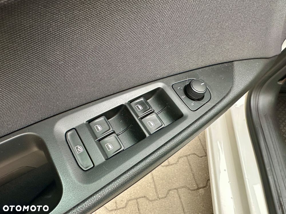 Seat Leon 1.6 TDI DPF E-Ecomotive Style Copa - 26