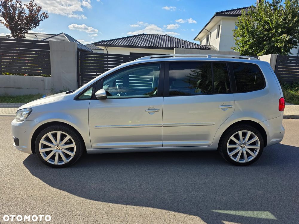 Volkswagen Touran 2.0 TDI DPF Highline DSG - 18