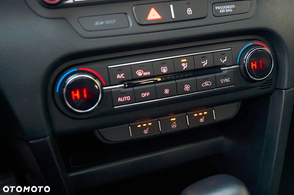 Kia Ceed 1.4 T-GDI DCT OPF GT Line - 28