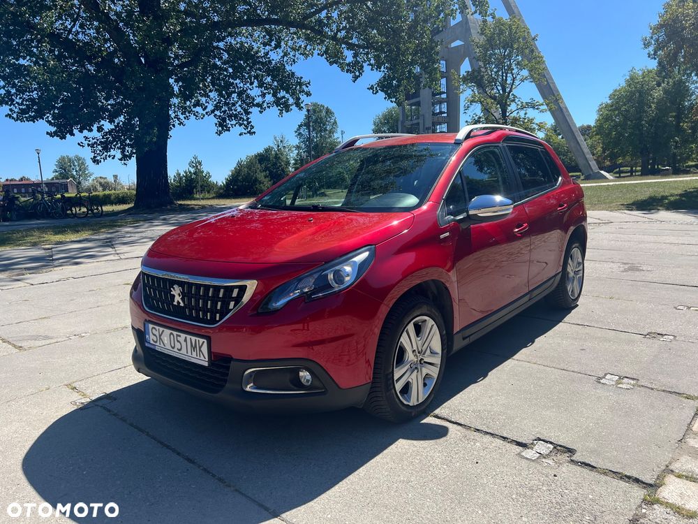Peugeot 2008 1.2 Pure Tech Style S&S EAT6 - 1
