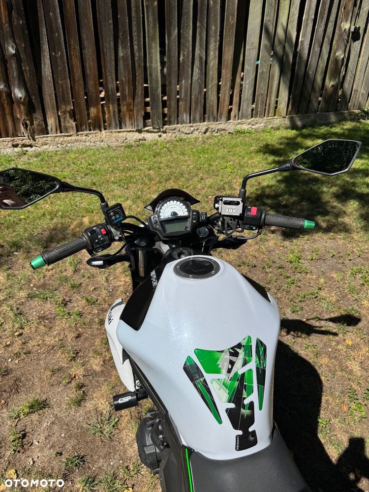 Kawasaki ER - 17