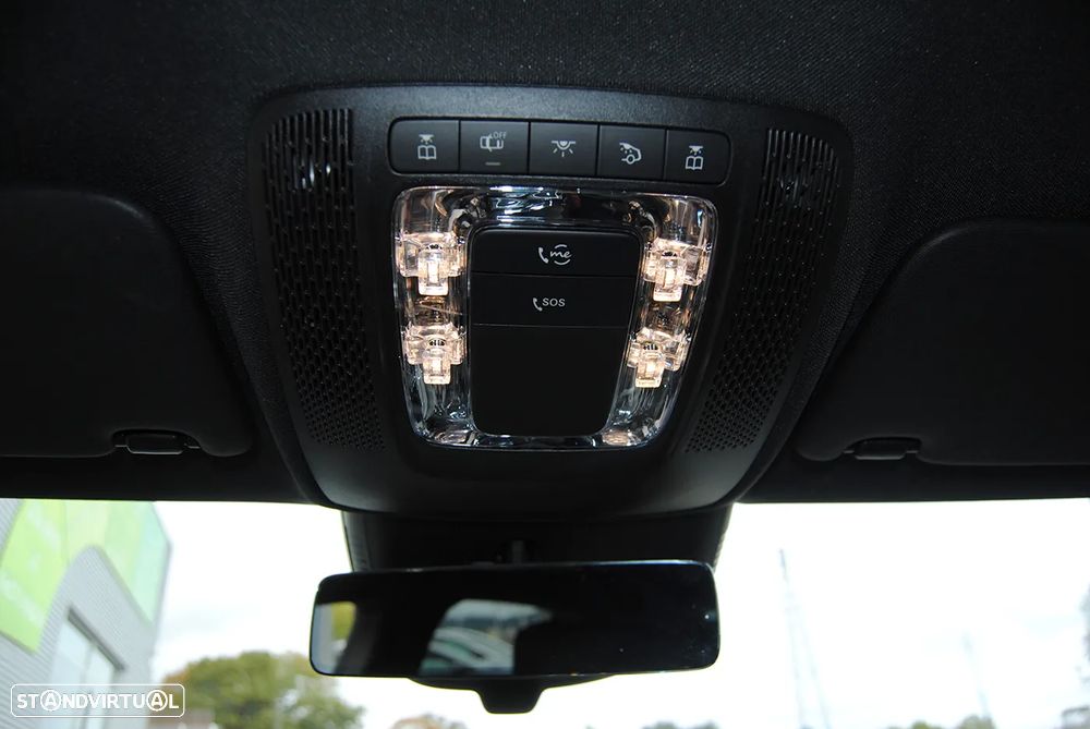 Mercedes-Benz A 250 e - 32