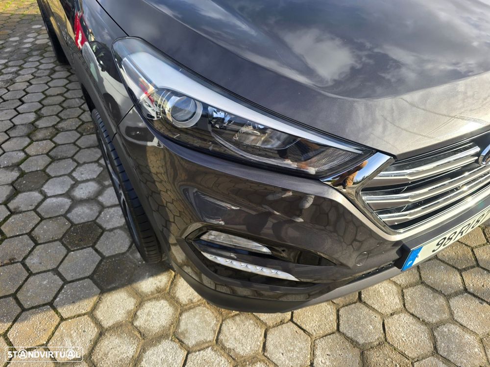 Hyundai Tucson 1.7 CRDi Executive - 10