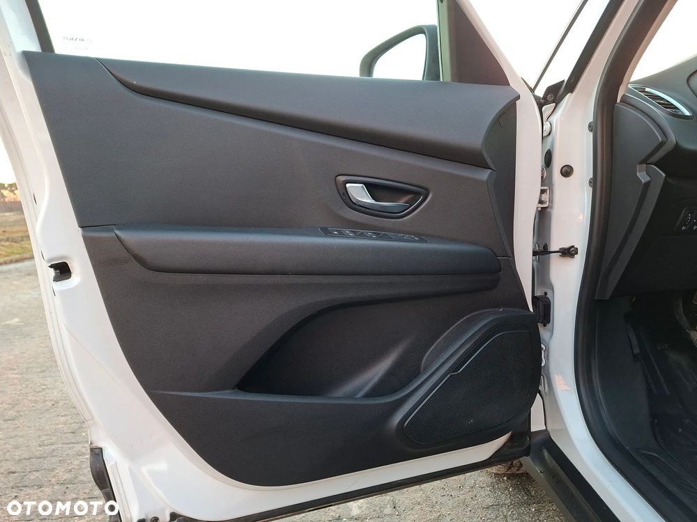 Renault Scenic ENERGY TCe 115 LIMITED - 23