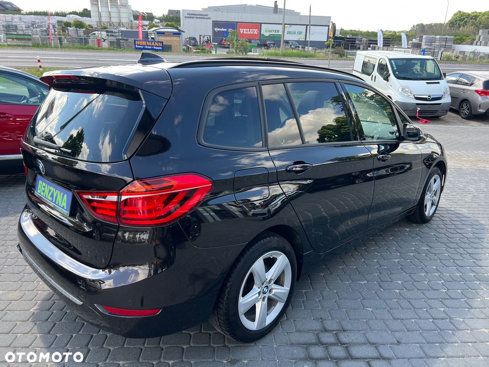 BMW Seria 2 216i GPF Sport Line - 9