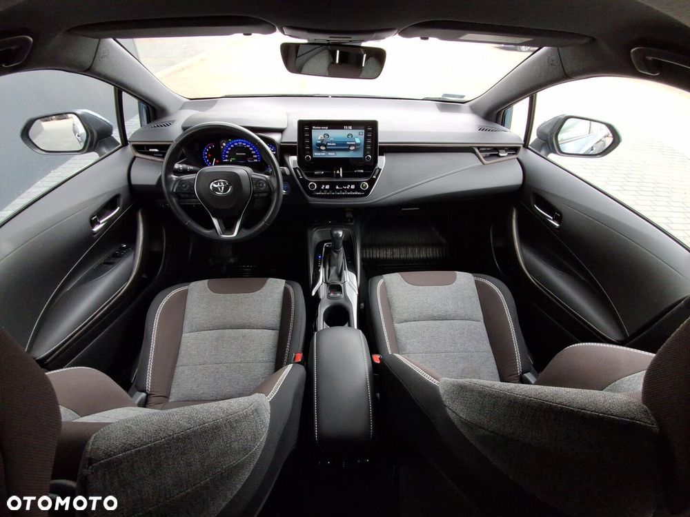 Toyota Corolla 1.8 Hybrid Trek - 19