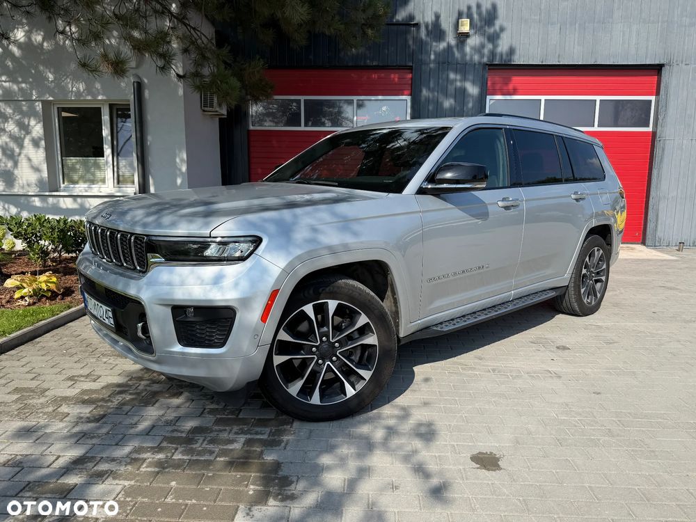 Jeep Grand Cherokee - 26