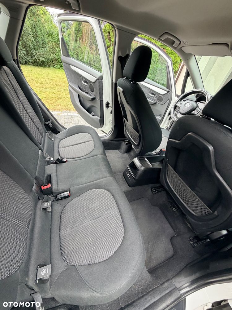 BMW Seria 2 218i GPF - 13