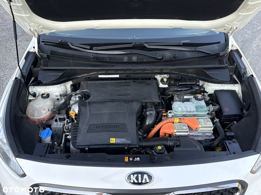 Kia Niro 1.6 GDI Hybrid L Business Line - 24