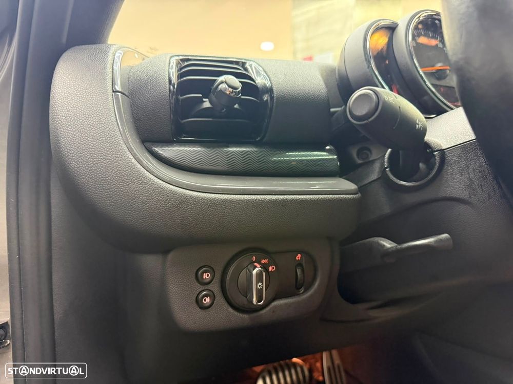 MINI Clubman Cooper D Auto - 17