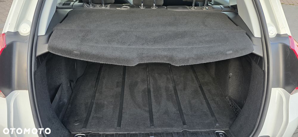 Peugeot 2008 1.2 VTi Allure - 38