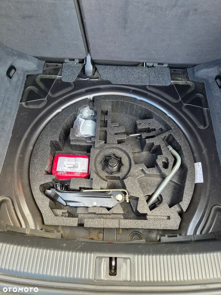 Audi A3 3-drzwiowe 1.6 TDI DPF Ambiente - 23