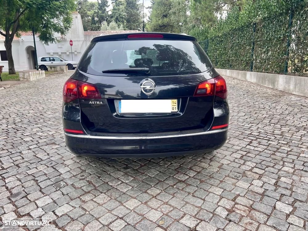 Opel Astra Sports Tourer - 5