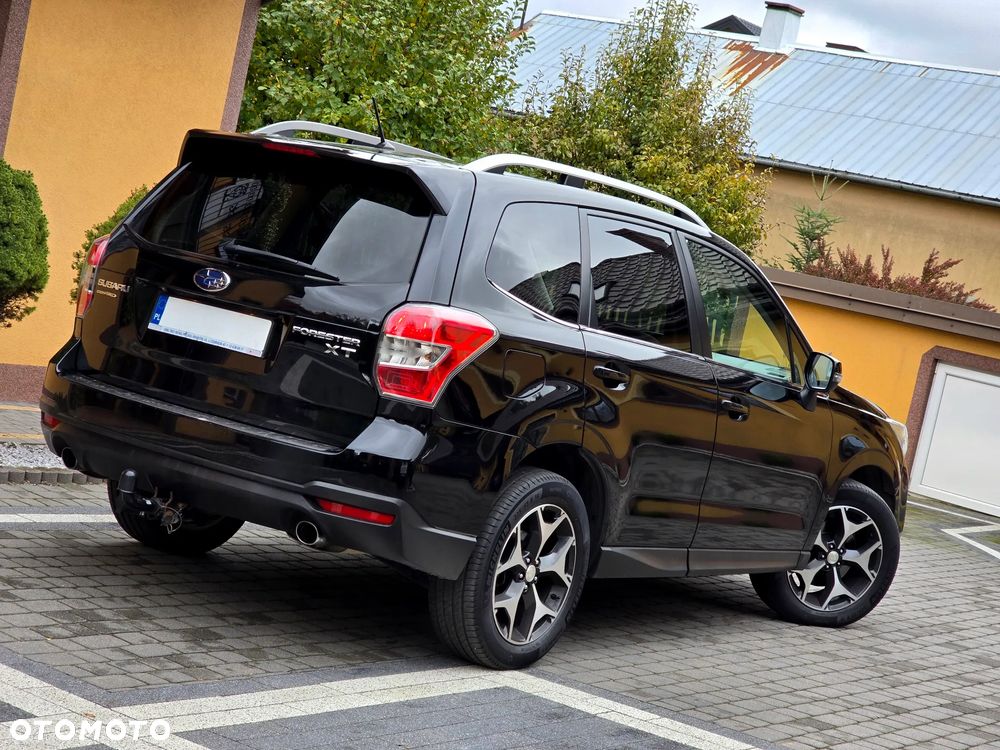 Subaru Forester 2.0XT Platinum Lineartronic - 11