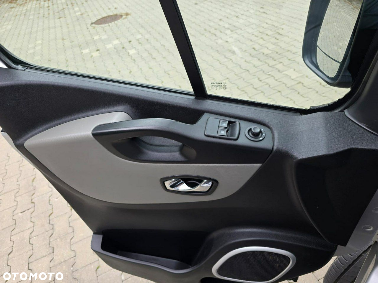 Renault Trafic - 30