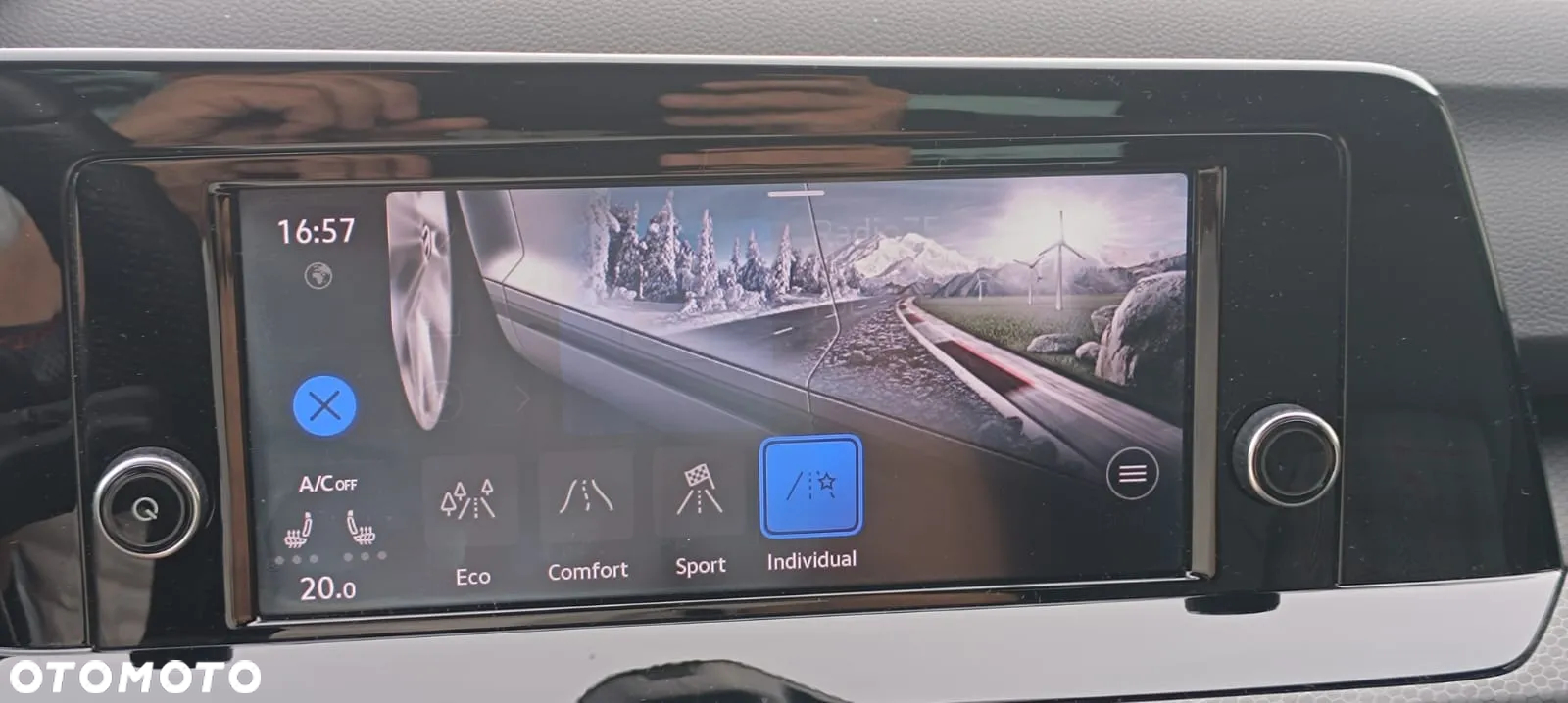 Volkswagen Golf VIII 2.0 TSI GTI DSG - 21