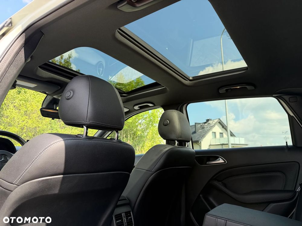 Mercedes-Benz Klasa B 250 4-Matic Style - 20