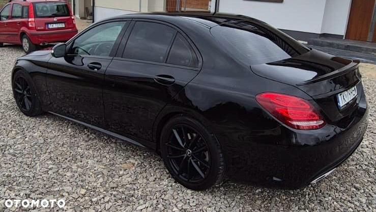 Mercedes-Benz Klasa C 250 7G-TRONIC AMG Line - 3