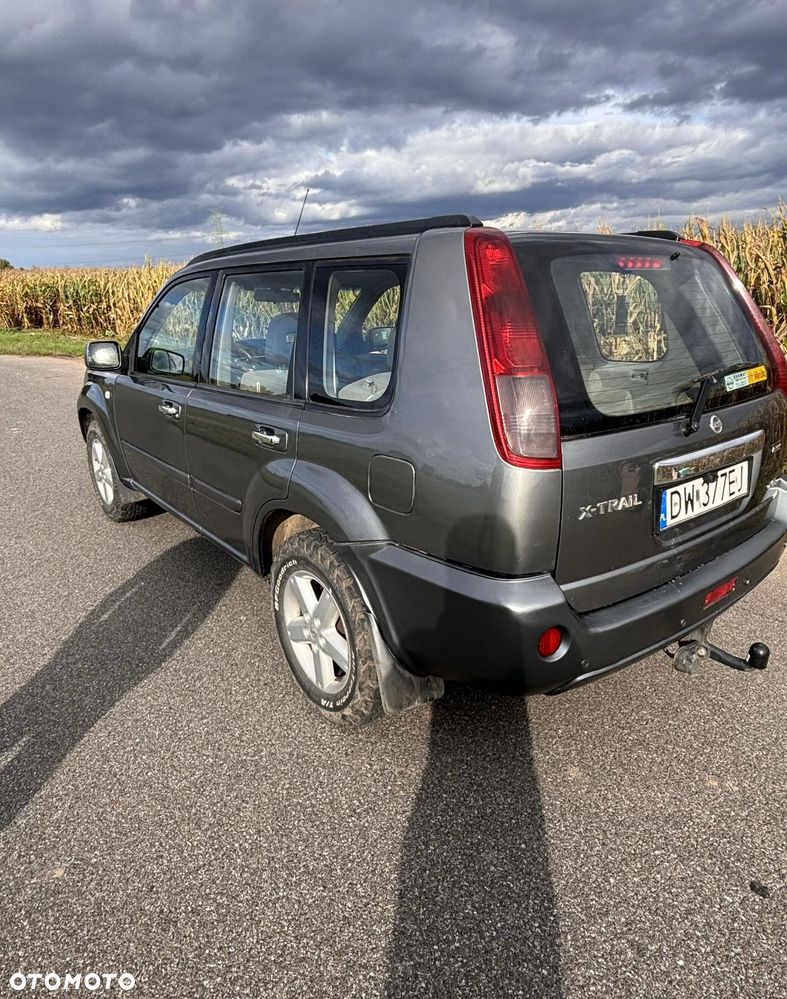 Nissan X-Trail 2.2 dCi 4x2 Comfort - 6