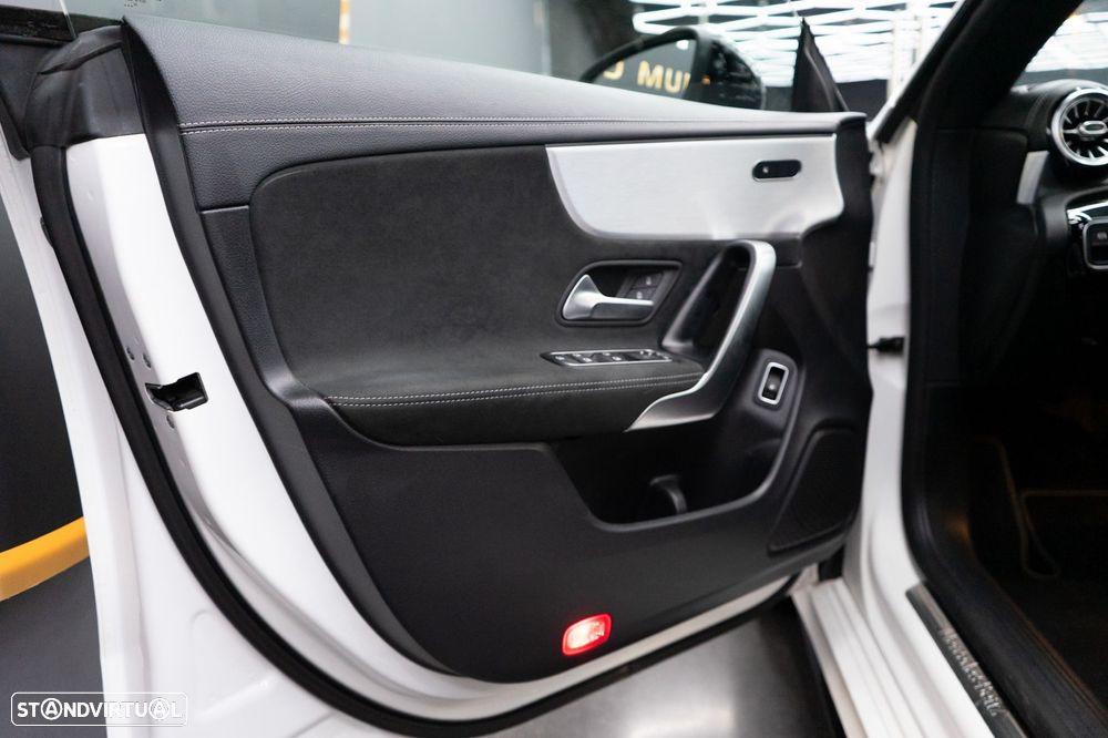 Mercedes-Benz CLA 250 e 8G-DCT Edition AMG Line - 24