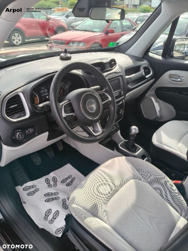 Jeep Renegade - 10