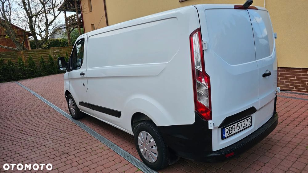Ford Transit Custom - 6