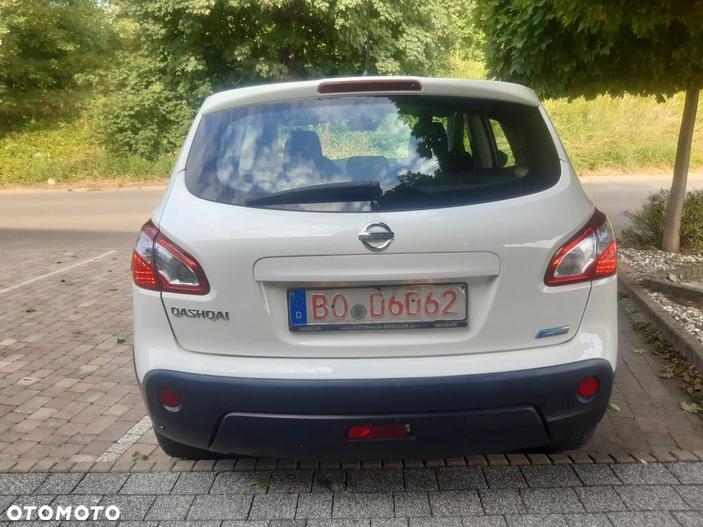 Nissan Qashqai 1.6 DCi N-Connecta - 27