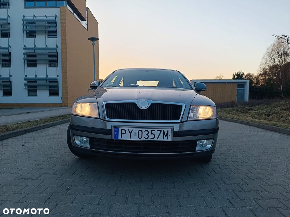 Skoda Octavia 1.6 - 13