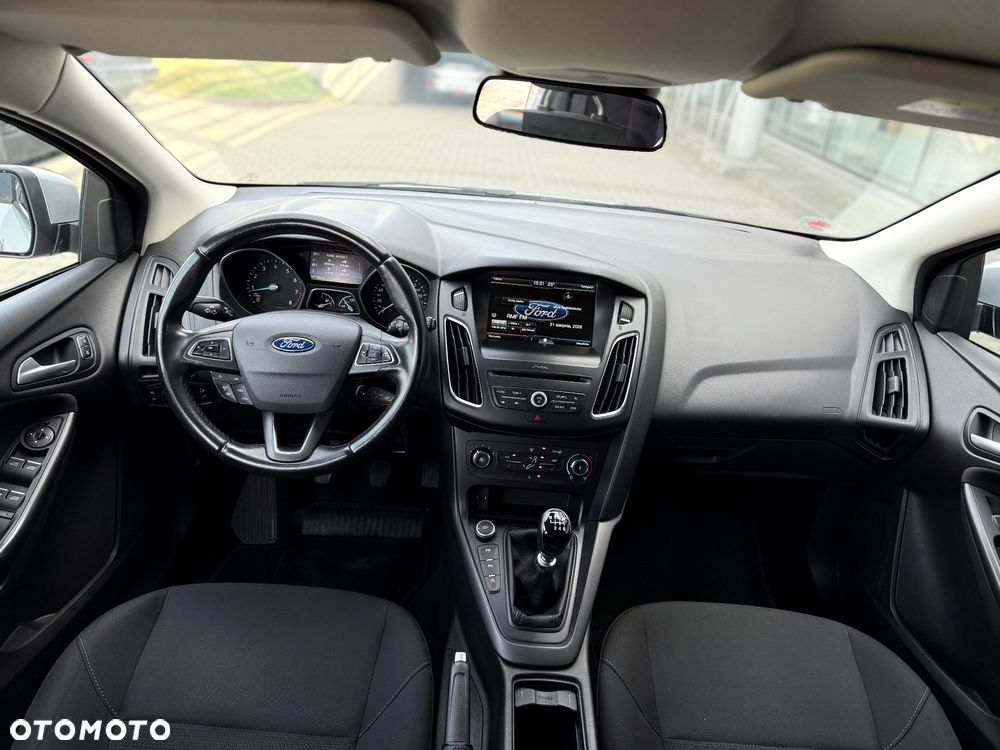 Ford Focus 1.5 EcoBoost STart-Stopp-System TITANIUM - 17