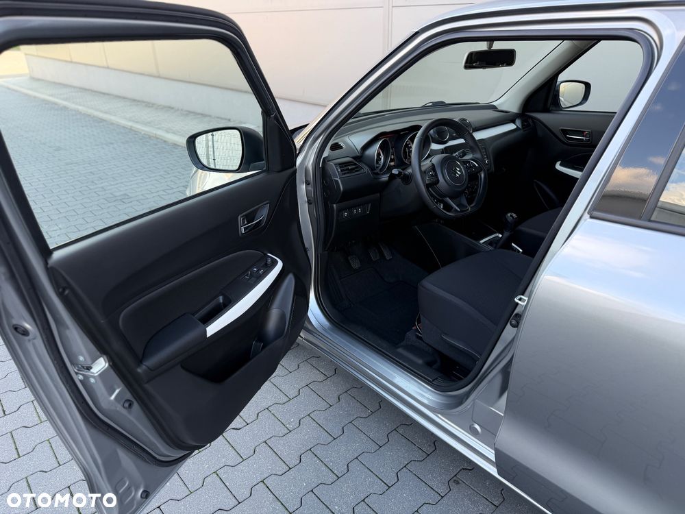 Suzuki Swift 1.2 Dualjet SHVS Premium - 24