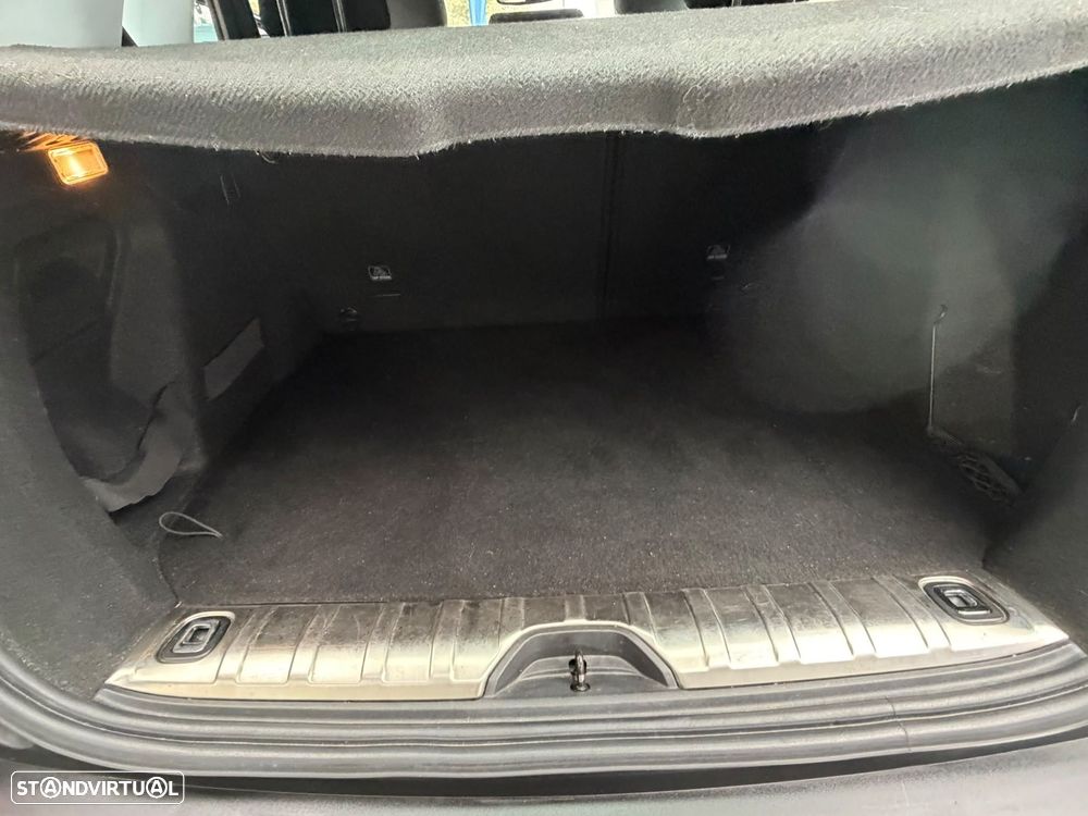 Peugeot 2008 1.2 PureTech Allure - 39