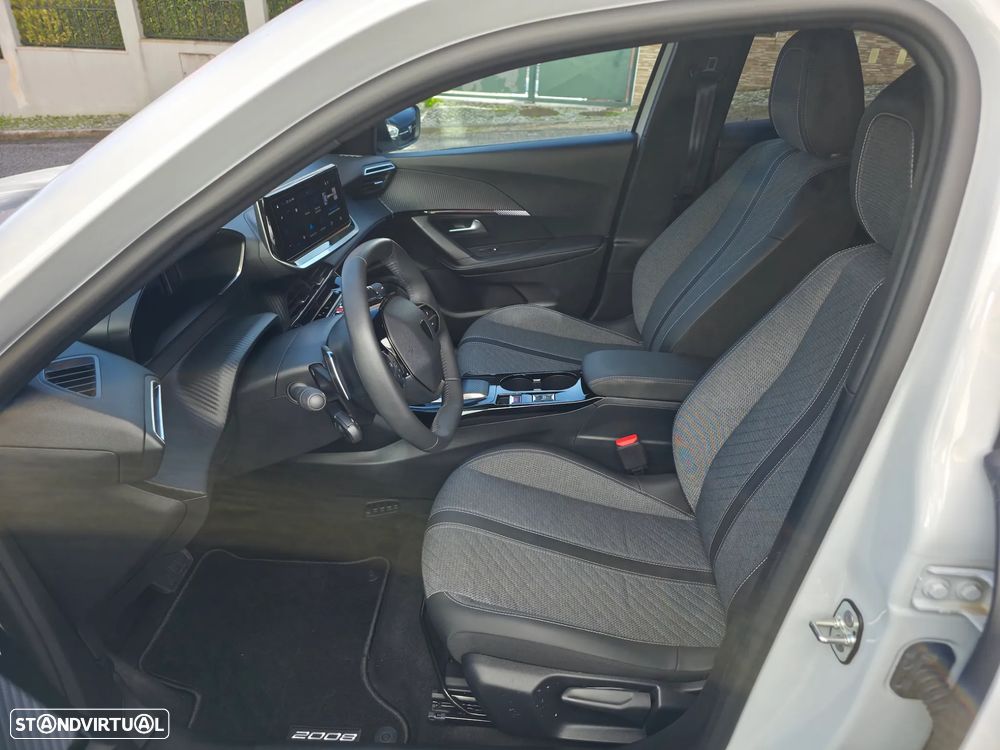 Peugeot 2008 Hybrid 145 e-DSC Allure - 15