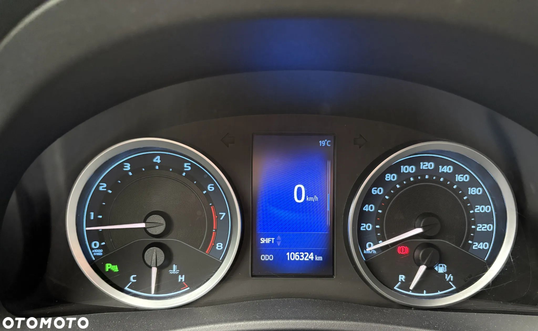 Toyota Corolla 1.6 Comfort - 1